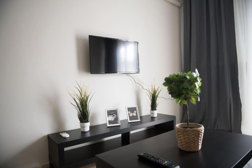 Markopoulosapartments Nea Moudania Eksteriør billede