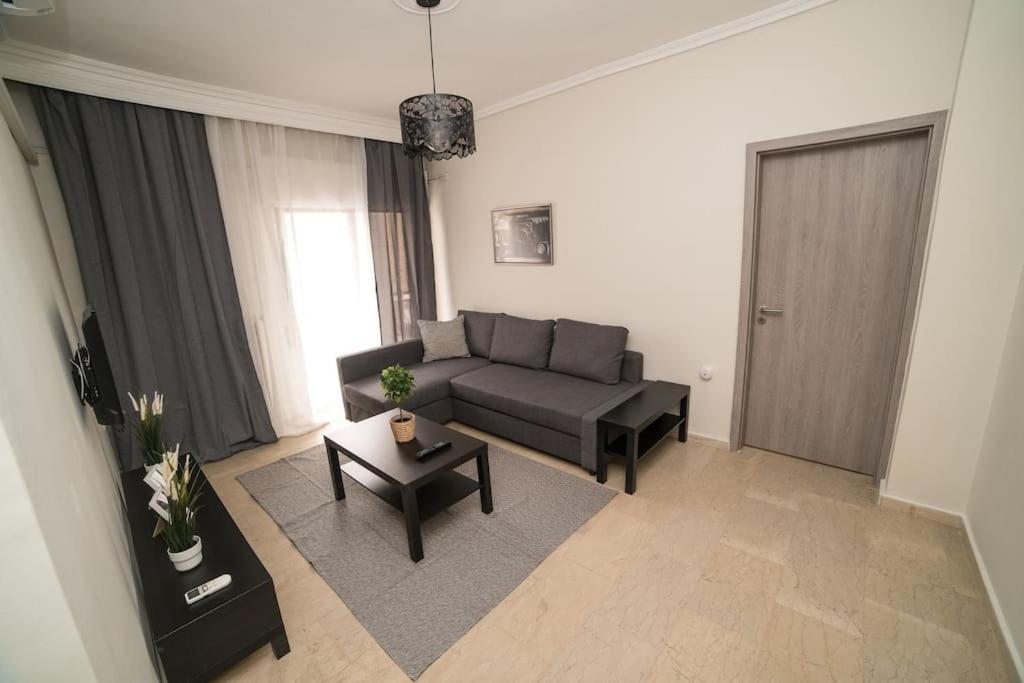 Markopoulosapartments Nea Moudania Eksteriør billede